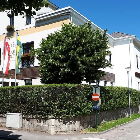 Hotel Voeslauerhof 3*