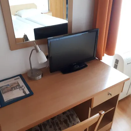 Voeslauerhof Hotel 3*